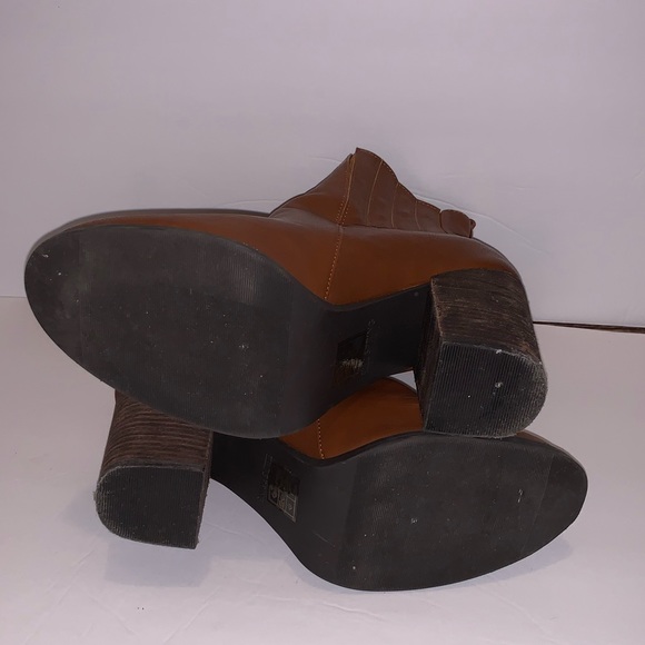 Call It Spring Brown Ankle Booties Size 11 - Picture 9 of 9
